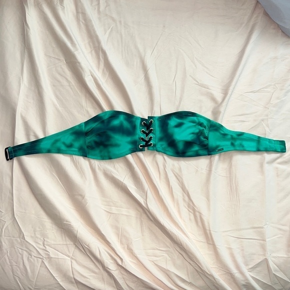 Size XS PINK patterned strapless bikini top. Discontinued. - Picture 1 of 4